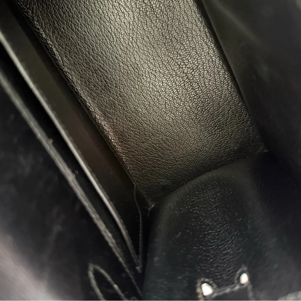HERMÈS Black Vintage Mini Kelly Box Calfskin GHW - Picture 9 of 15